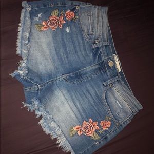 Blue jean shorts Mudd brand